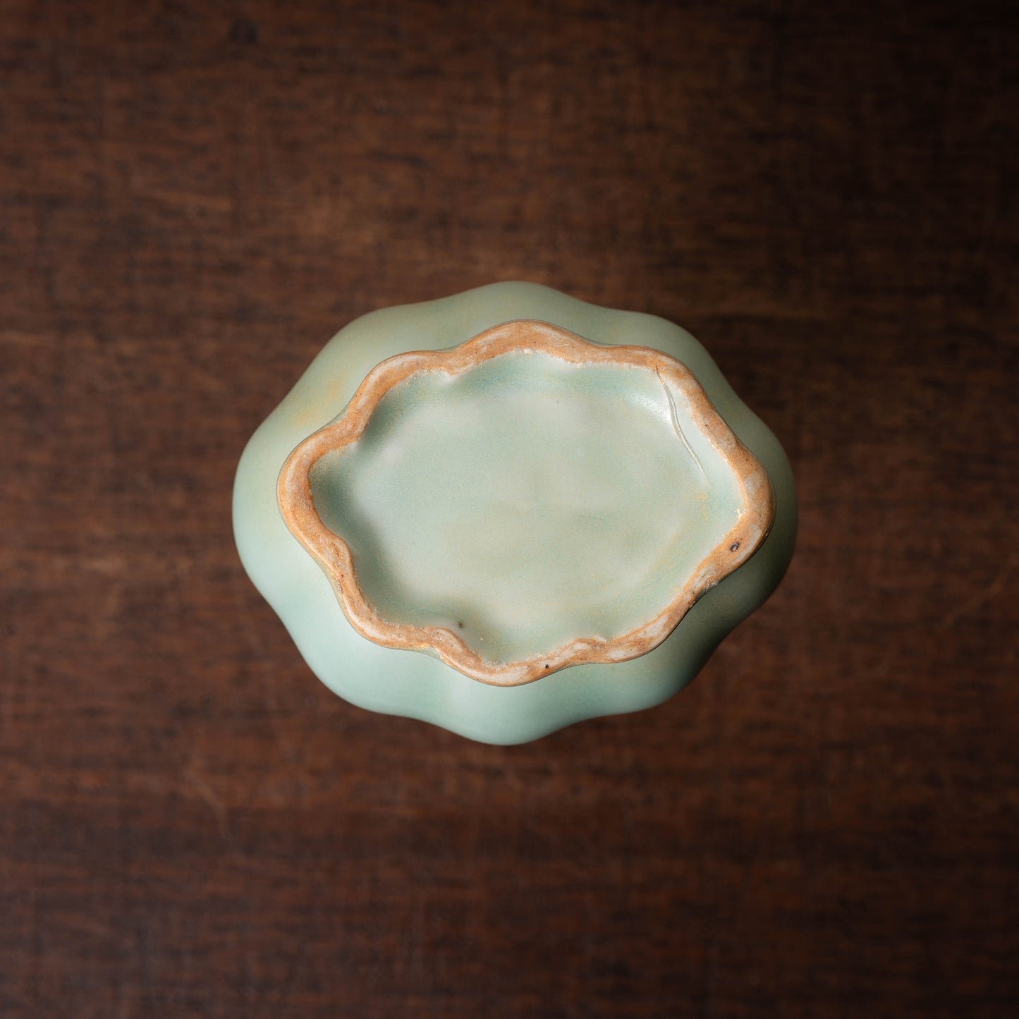 Yuan Dynasty Longquan ware Celadon Vase with Gourd and Flower Design