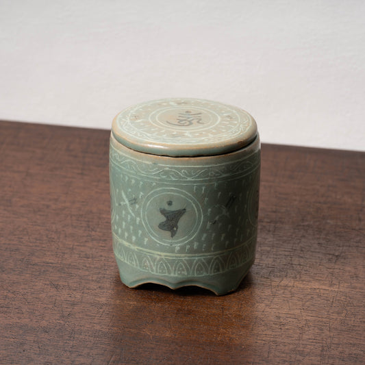 高麗 青磁象嵌梵字文有蓋壺