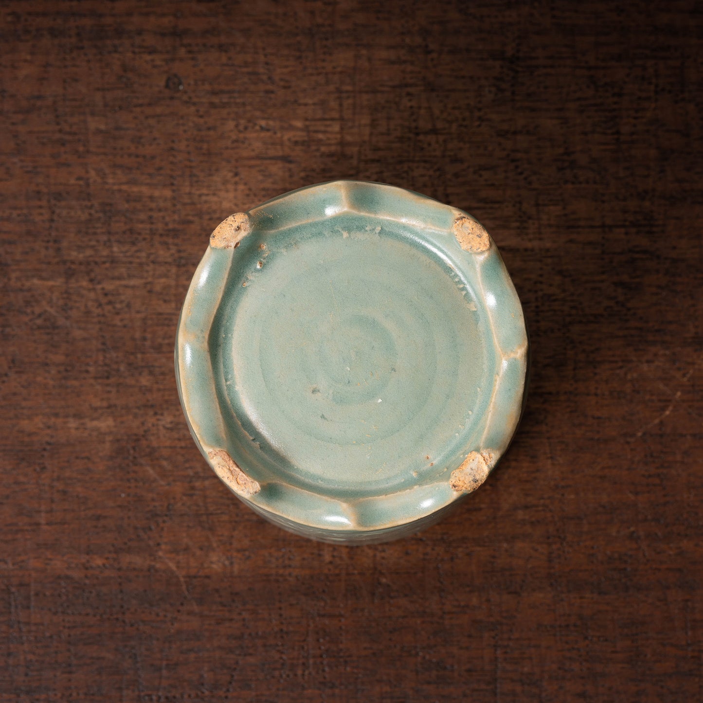Goryeo Dynasty Celadon Jar and cover with Inlaid Sanskrit Characters