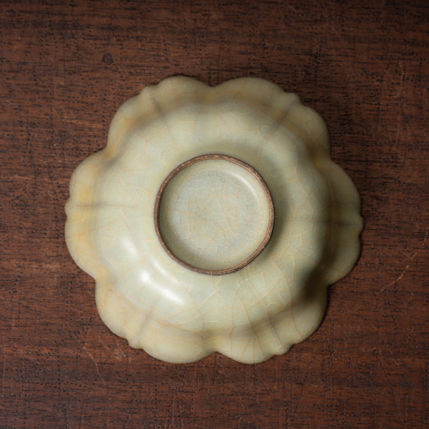 南宋官窯 青磁花口碗