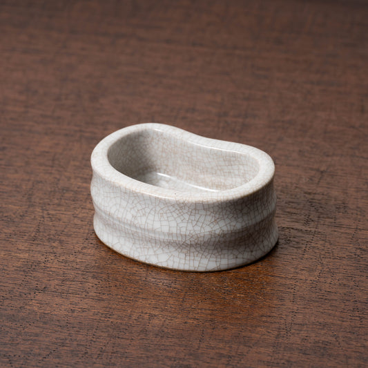 清代 哥釉弧形筆洗