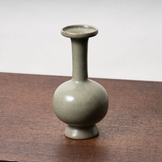 北宋 越州窯青磁盤口長頸瓶