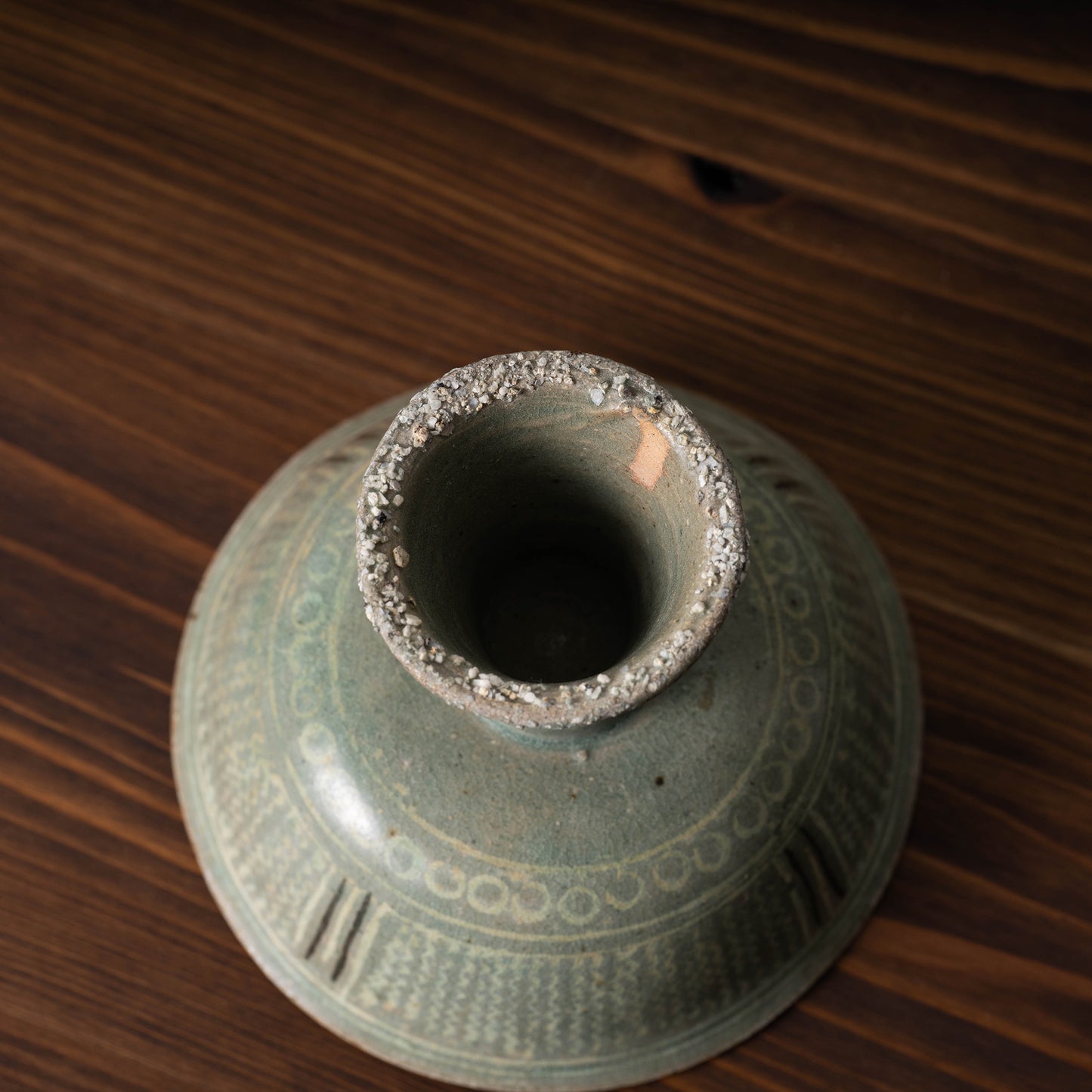 Goryeo Celadon Stem cup with Inlaid Crane Design