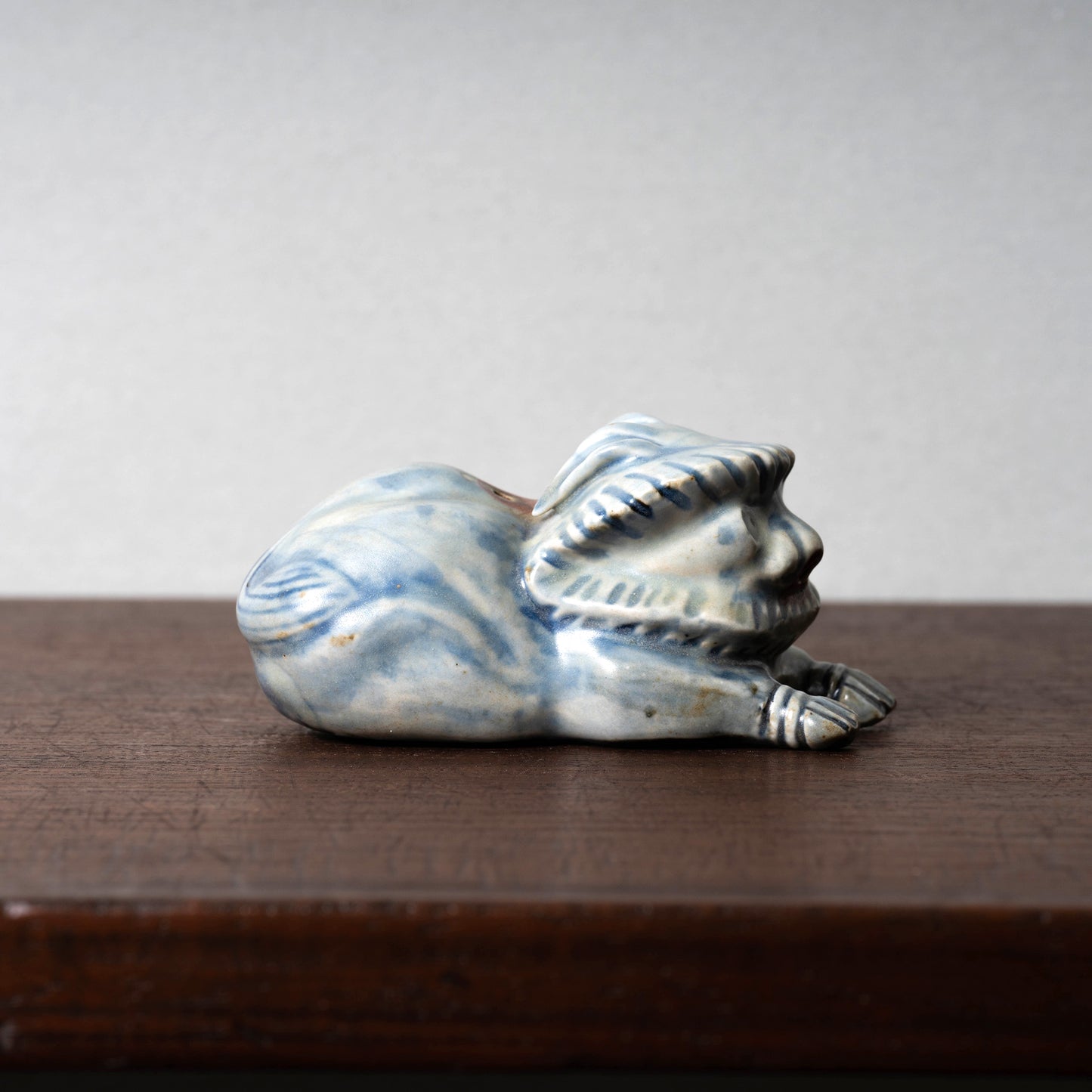 Joseon Dynasty Blue and white porcelain water dropper with Haetae-shaped