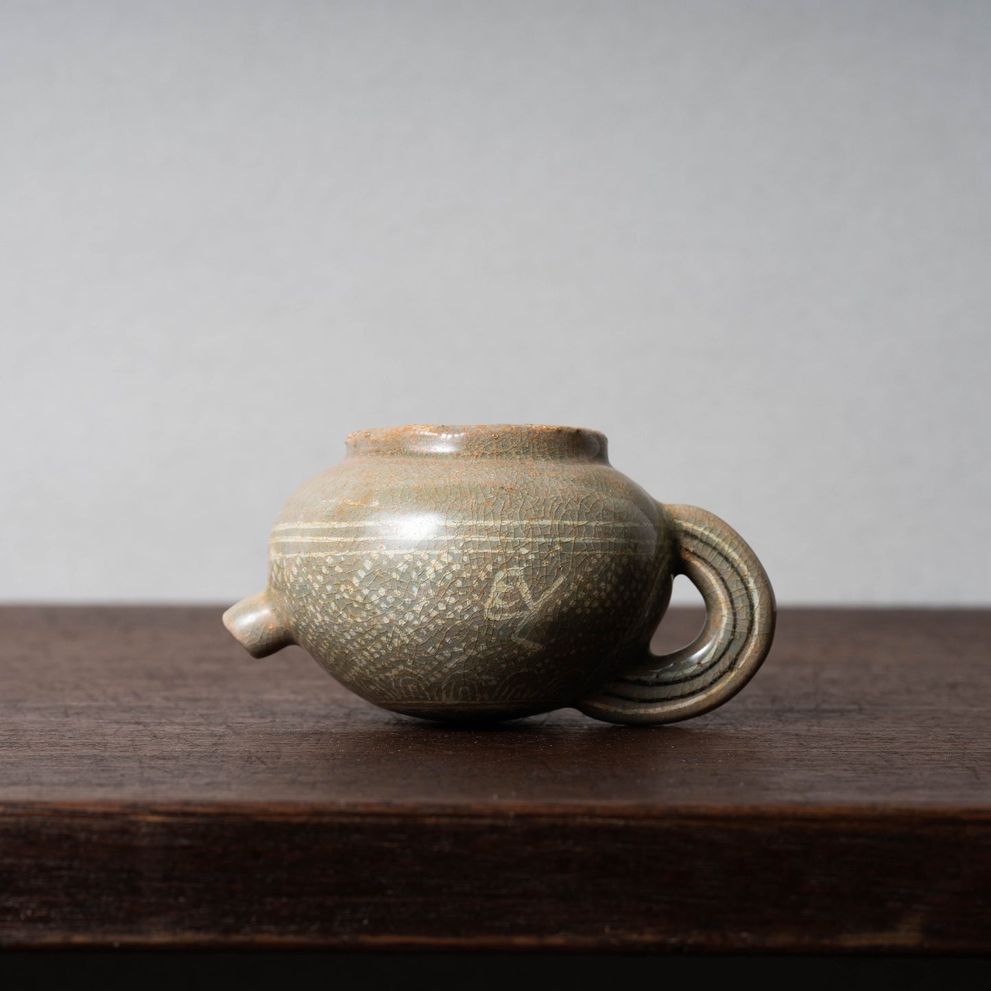 Goryeo Celadon Water Dropper with Inlaid Chrysanthemum Design