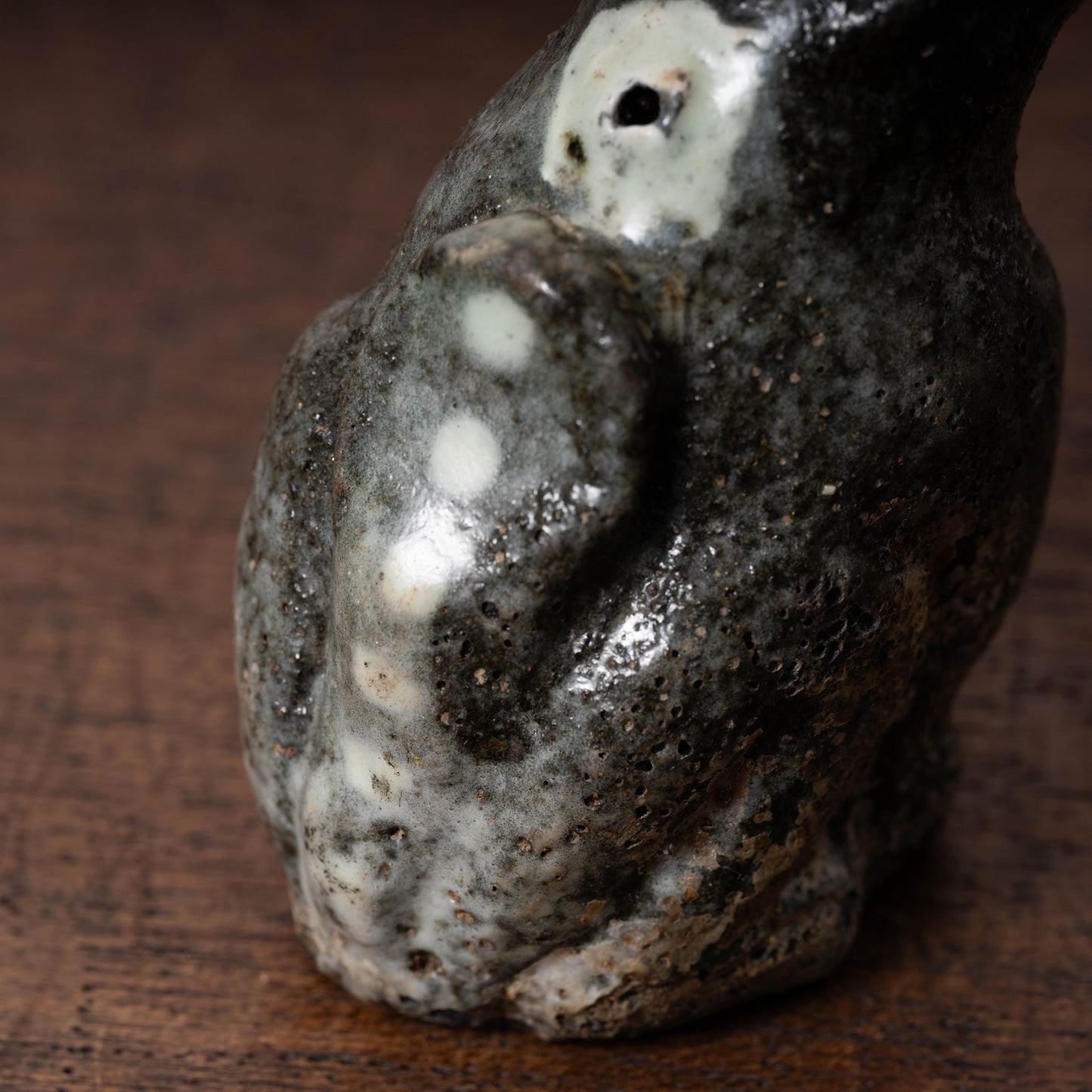 Joseon Dynasty Under-Glaze Iron Porcelain Water Dropper with Haetae-shaped 