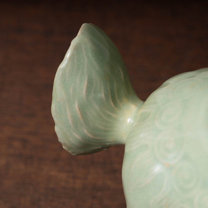 Yuan Dynasty Longquan Celadon Censer with Lion-Shaped