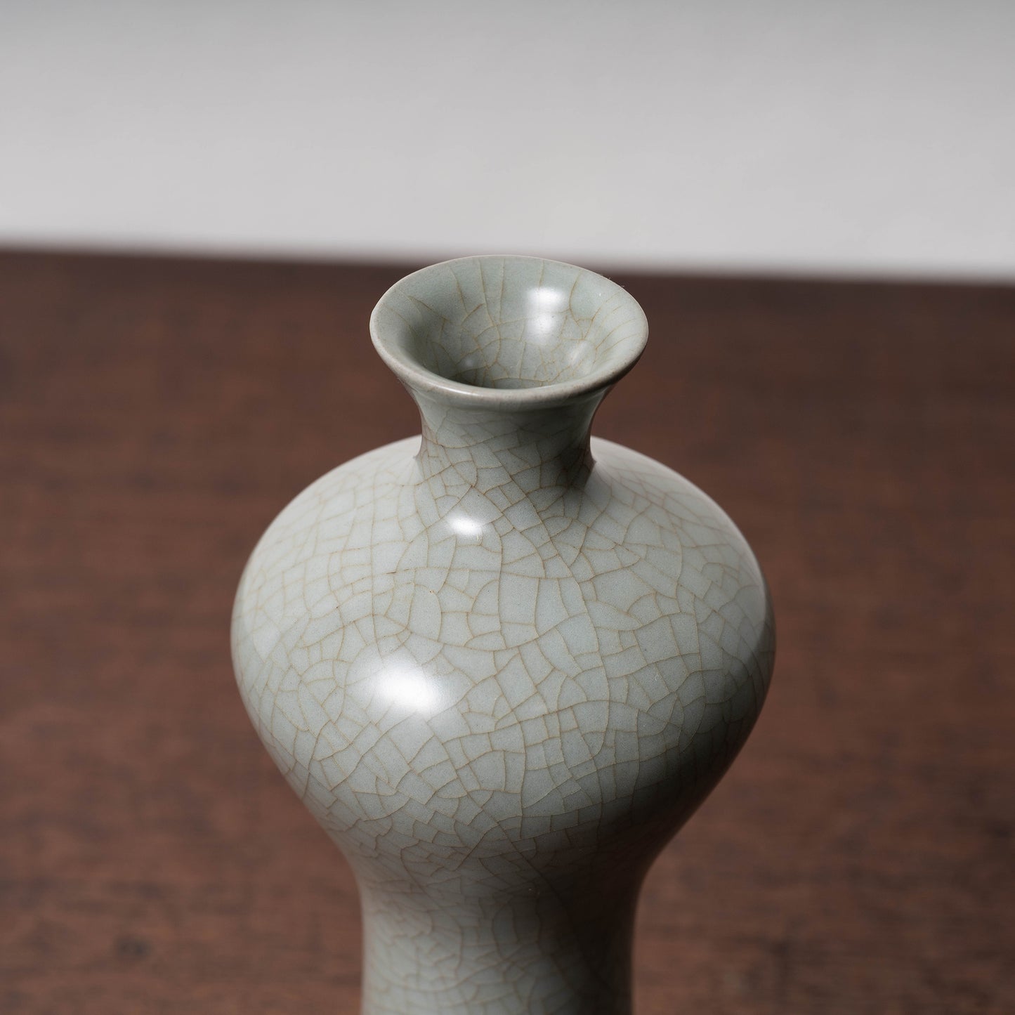 Southern Song Dynasty Guan ware Celadon Small Meiping Vase