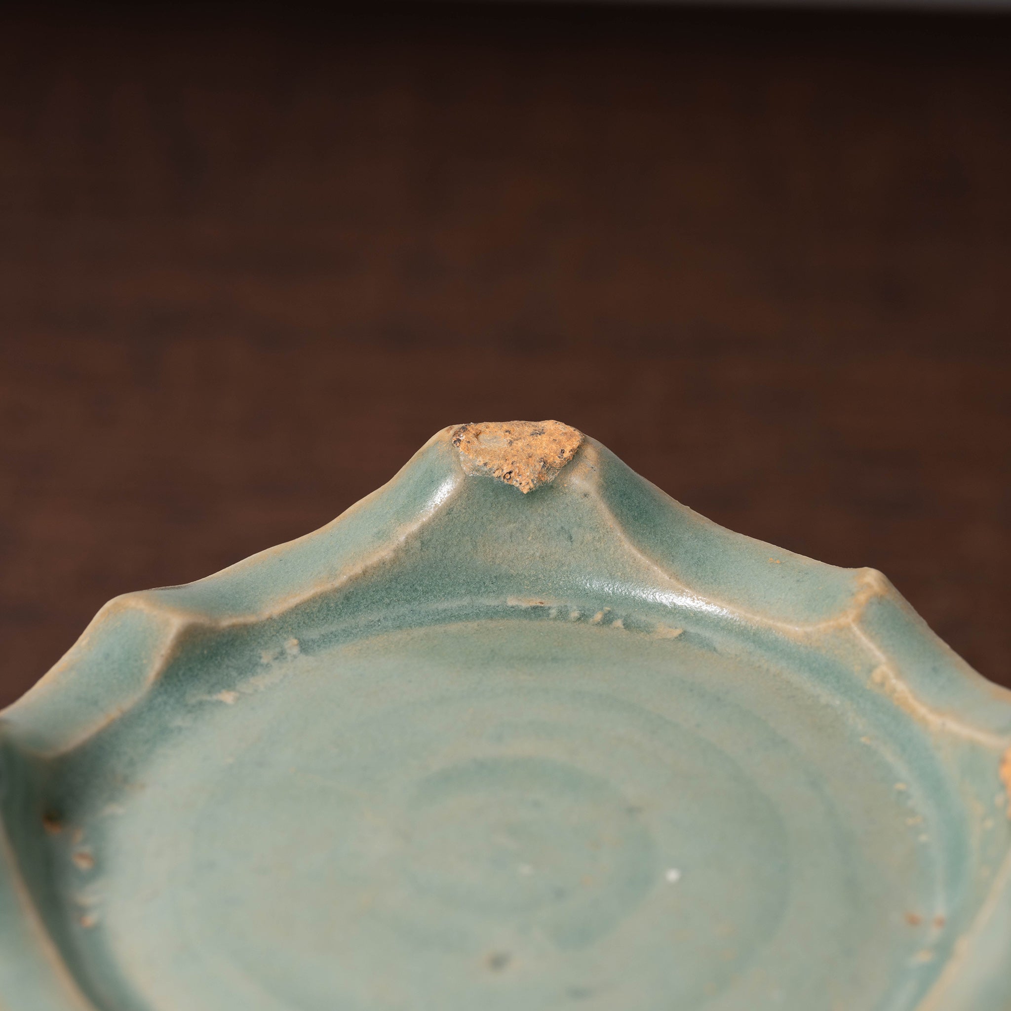 高麗 青磁象嵌梵字文有蓋壺 – 燦禾 SANKA