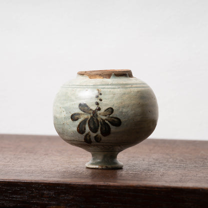 Joseon Dynasty Buncheong Ware Scraping Vases with iron-glaze Flower Design