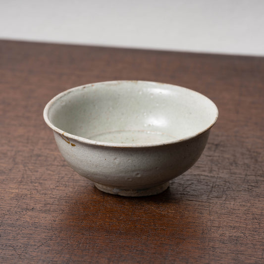 Joseon Dynasty White Glaze Small Tea Bowl (Katade Type)