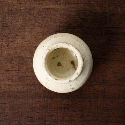 Tang Dynasty White Porcelain Tea container