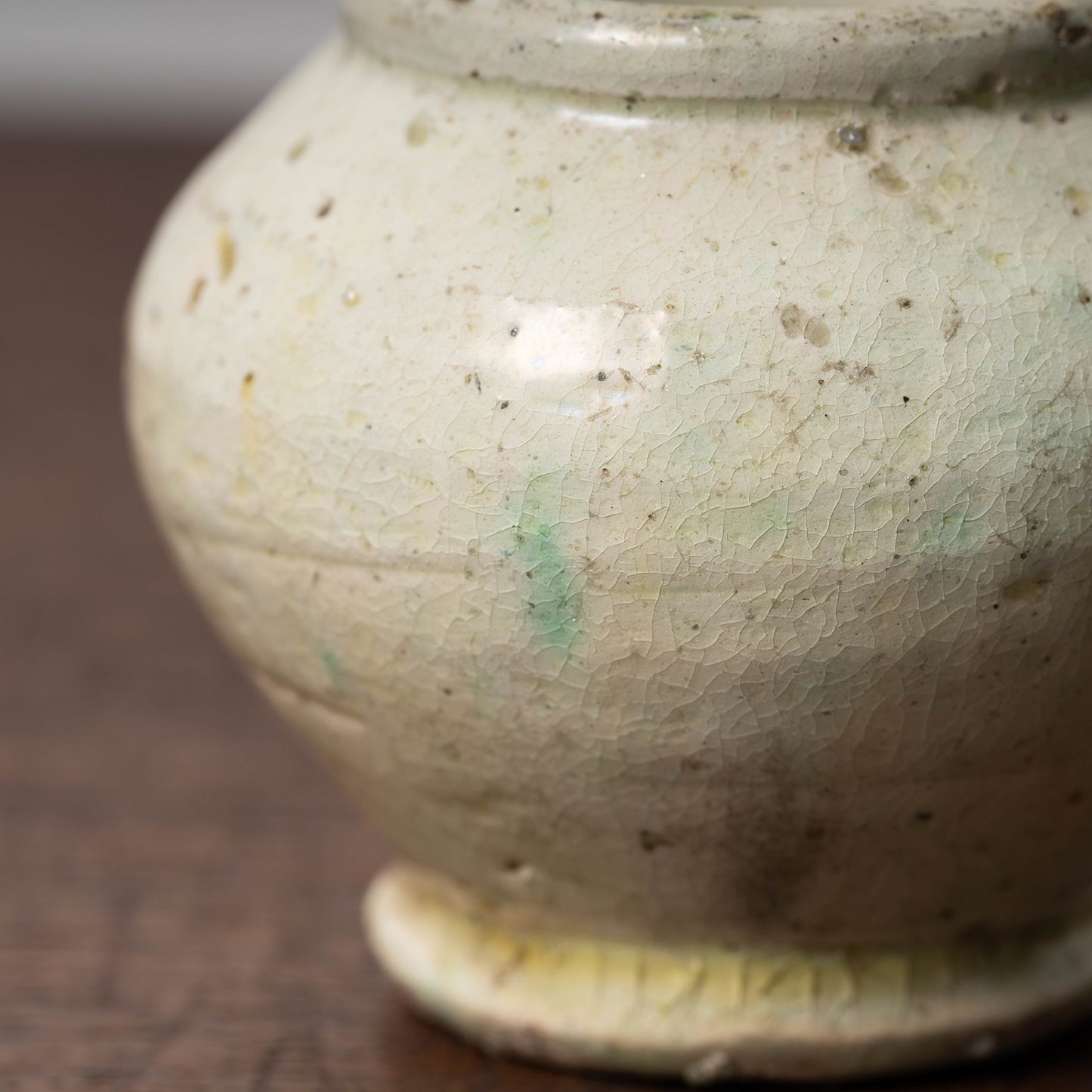 Tang Dynasty White Porcelain Tea container