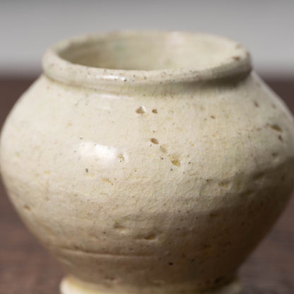 Tang Dynasty White Porcelain Tea container