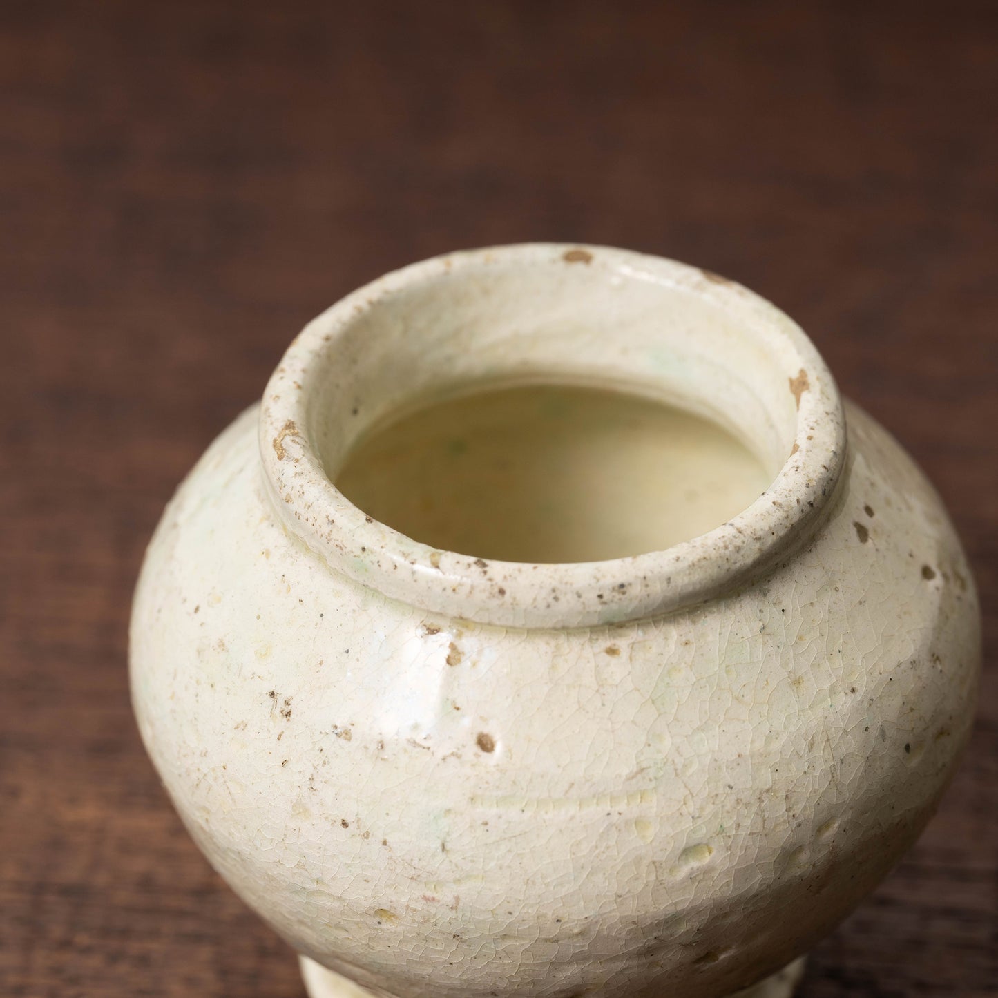 Tang Dynasty White Porcelain Tea container