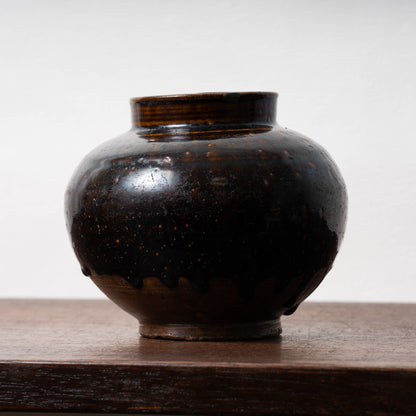 Seto ware Iron Glaze Jar