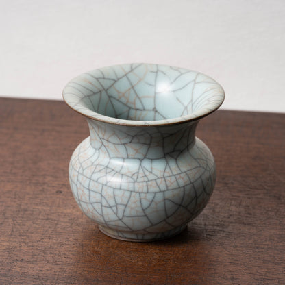 Southern Song Dynasty Ge ware Celadon Jarlet with Bronze-ware-style shape