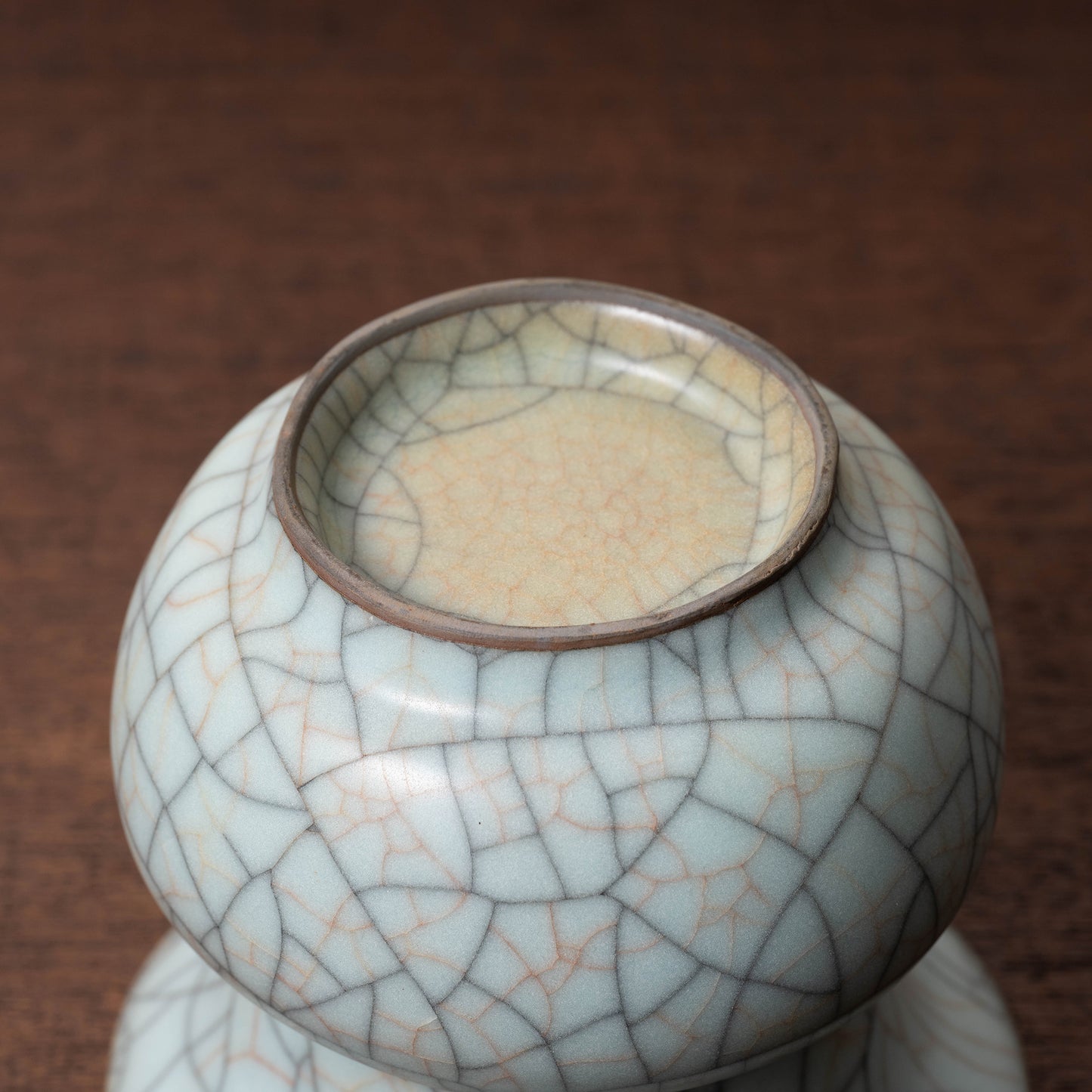 Southern Song Dynasty Ge ware Celadon Jarlet with Bronze-ware-style shape