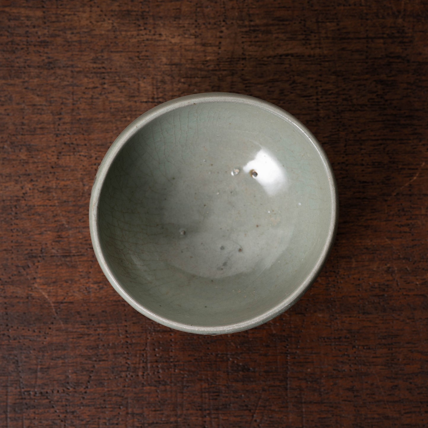 Goryeo Celadon small Tea bowl with Slip-trailed Chrysanthemum design