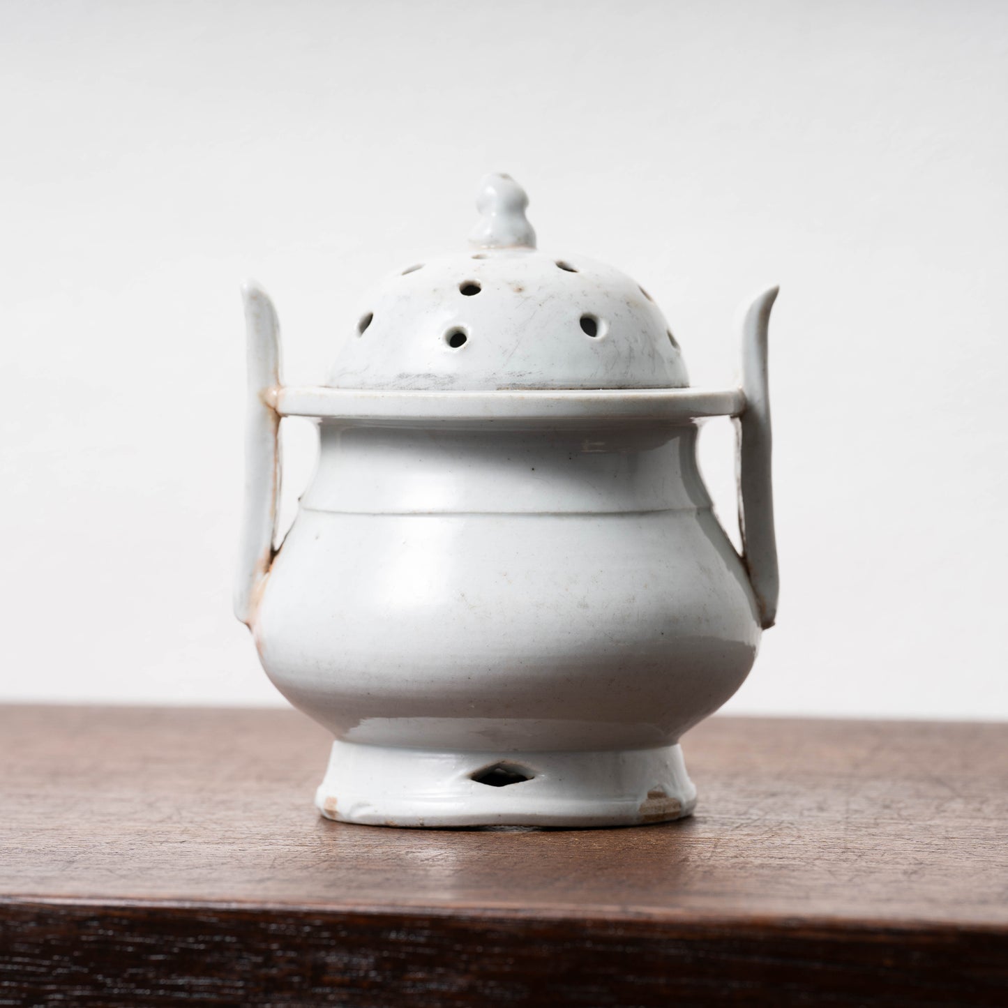 Joseon Dynasty White Porcelain Censer with Handles