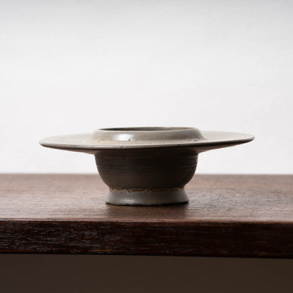 高麗 青磁象嵌菊花文托