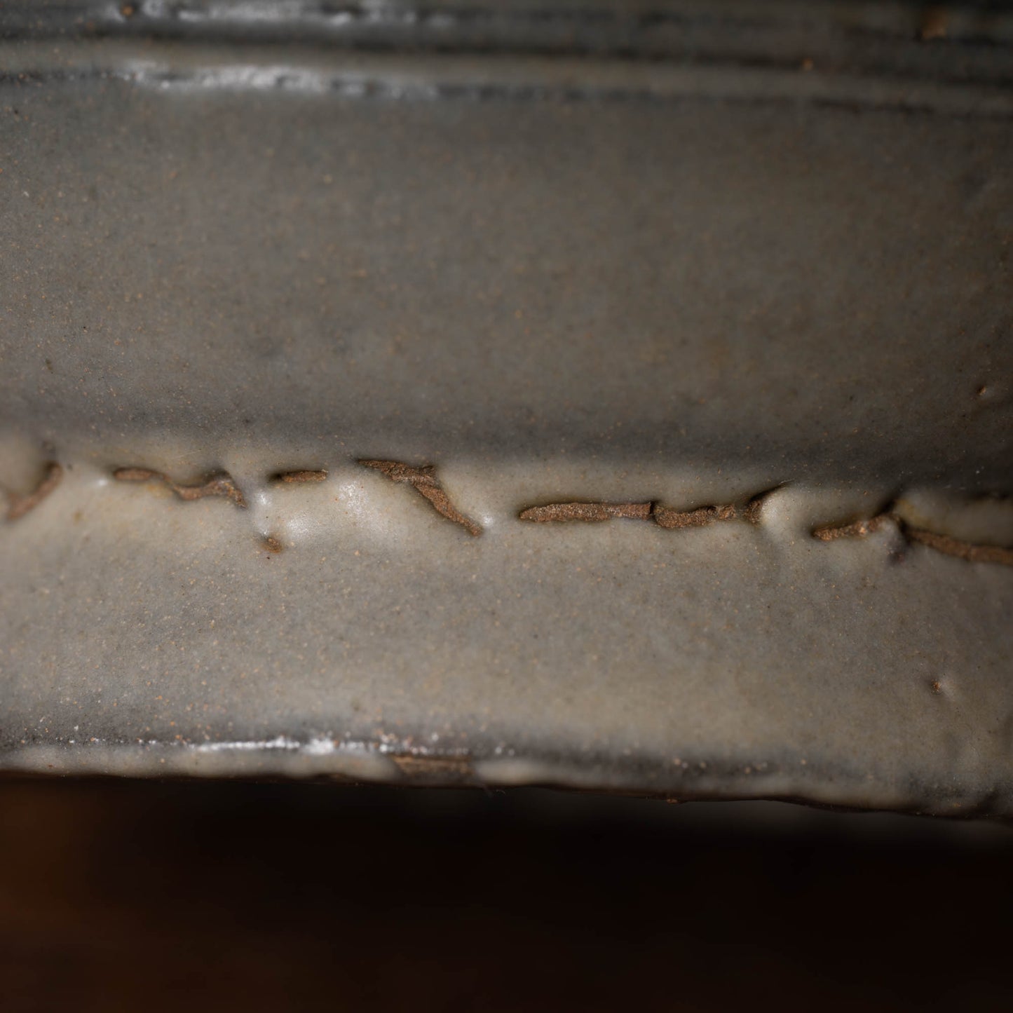 高麗 青磁象嵌菊花文托