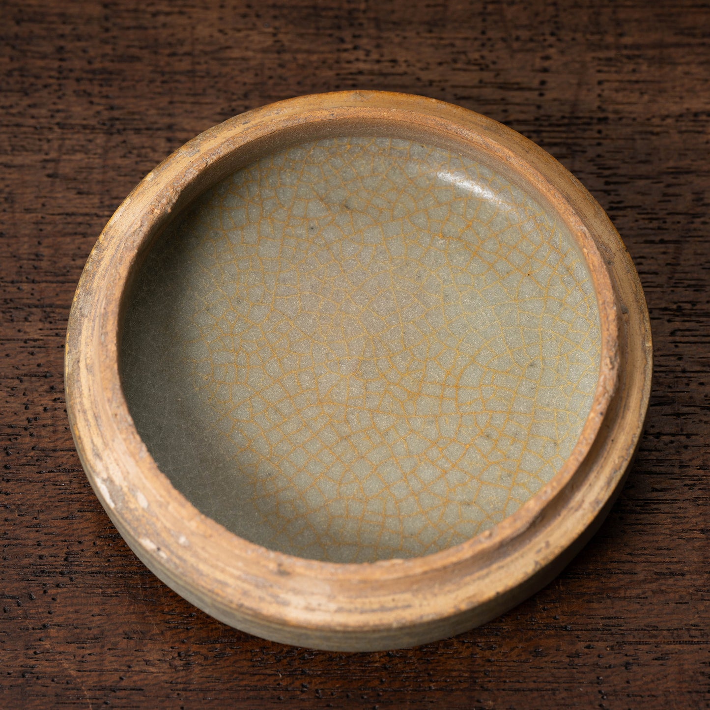 高麗 青磁象嵌牡丹文合子