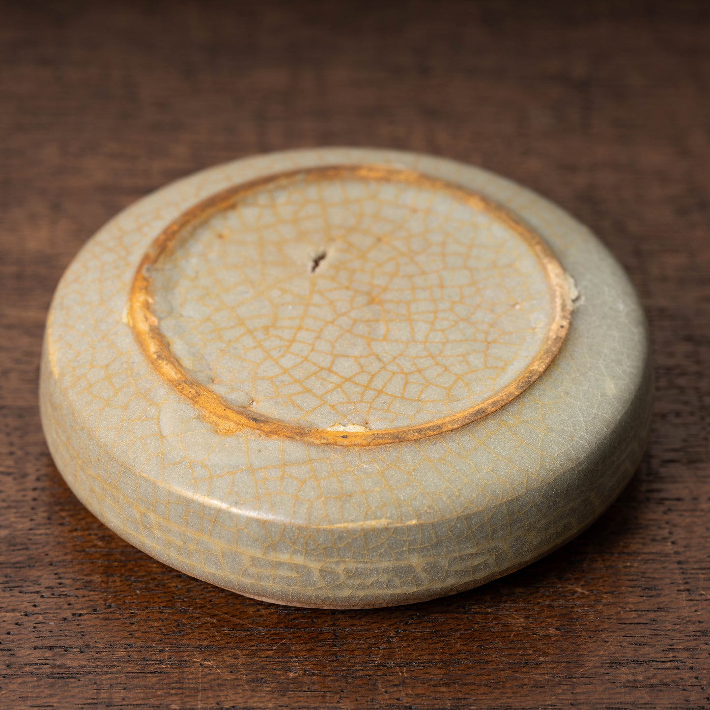 高麗 青磁象嵌牡丹文合子