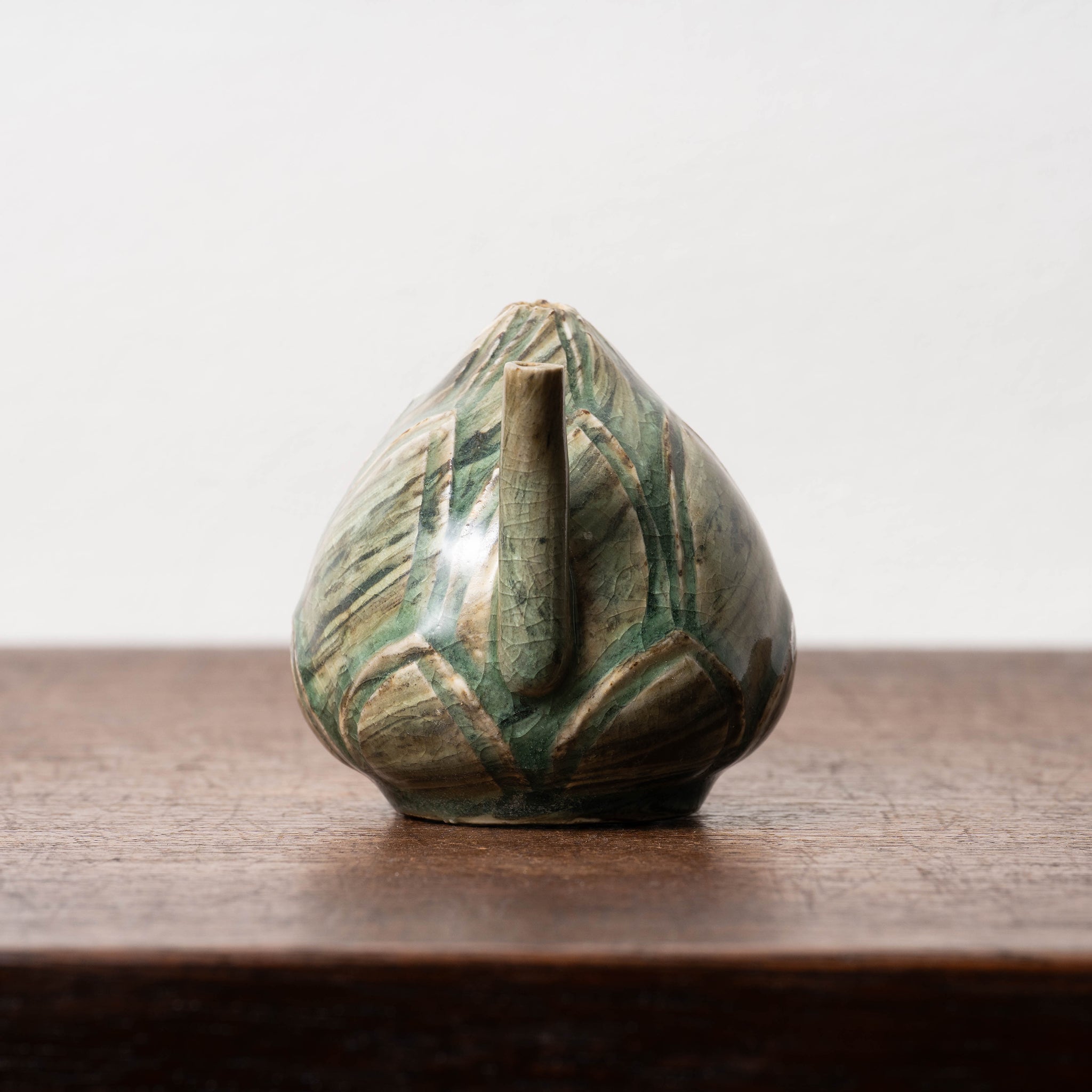 高麗 青磁練上蓮花形水滴 – 燦禾 SANKA