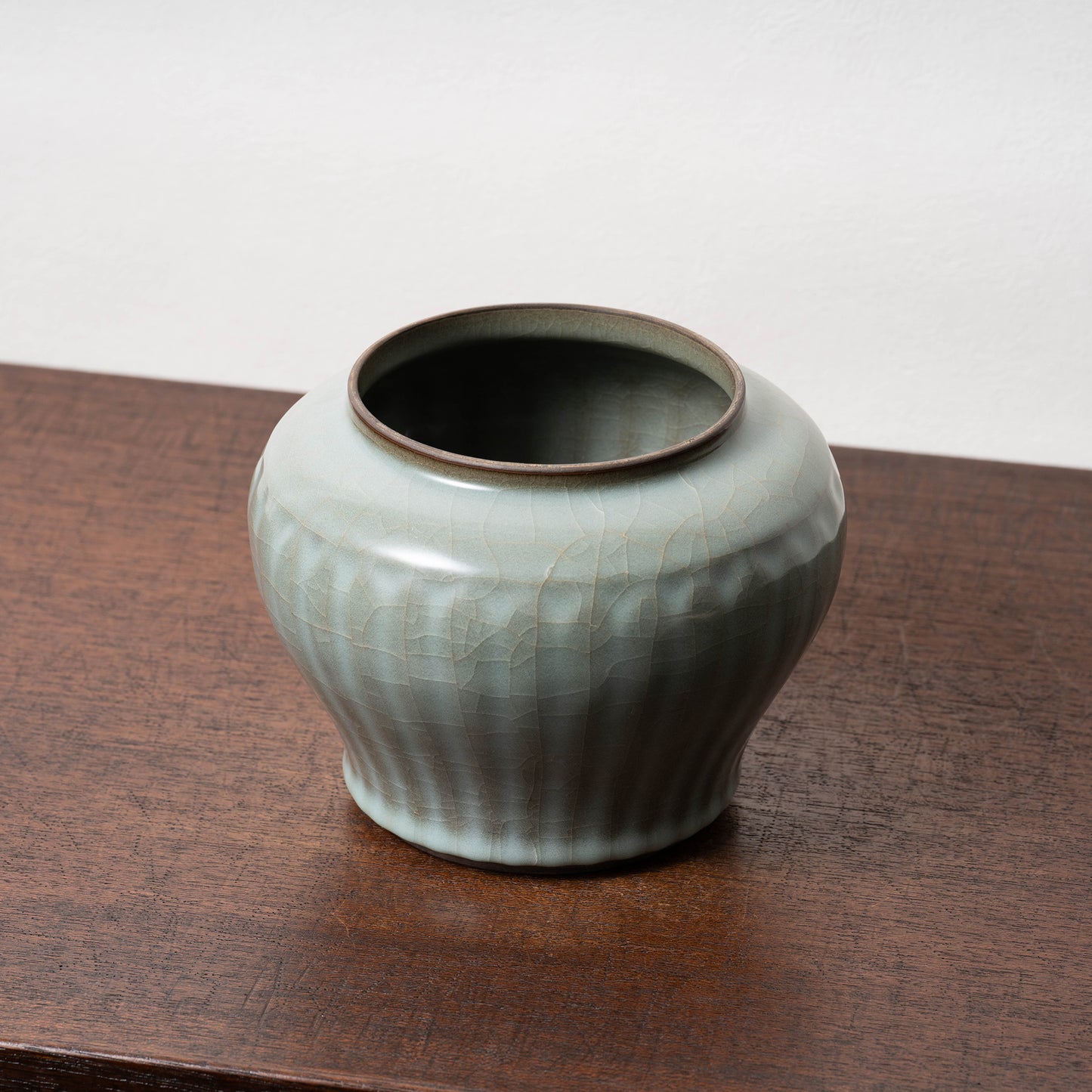 Southern Song Dynasty Celadon Wine Jar with Leaf Lid
