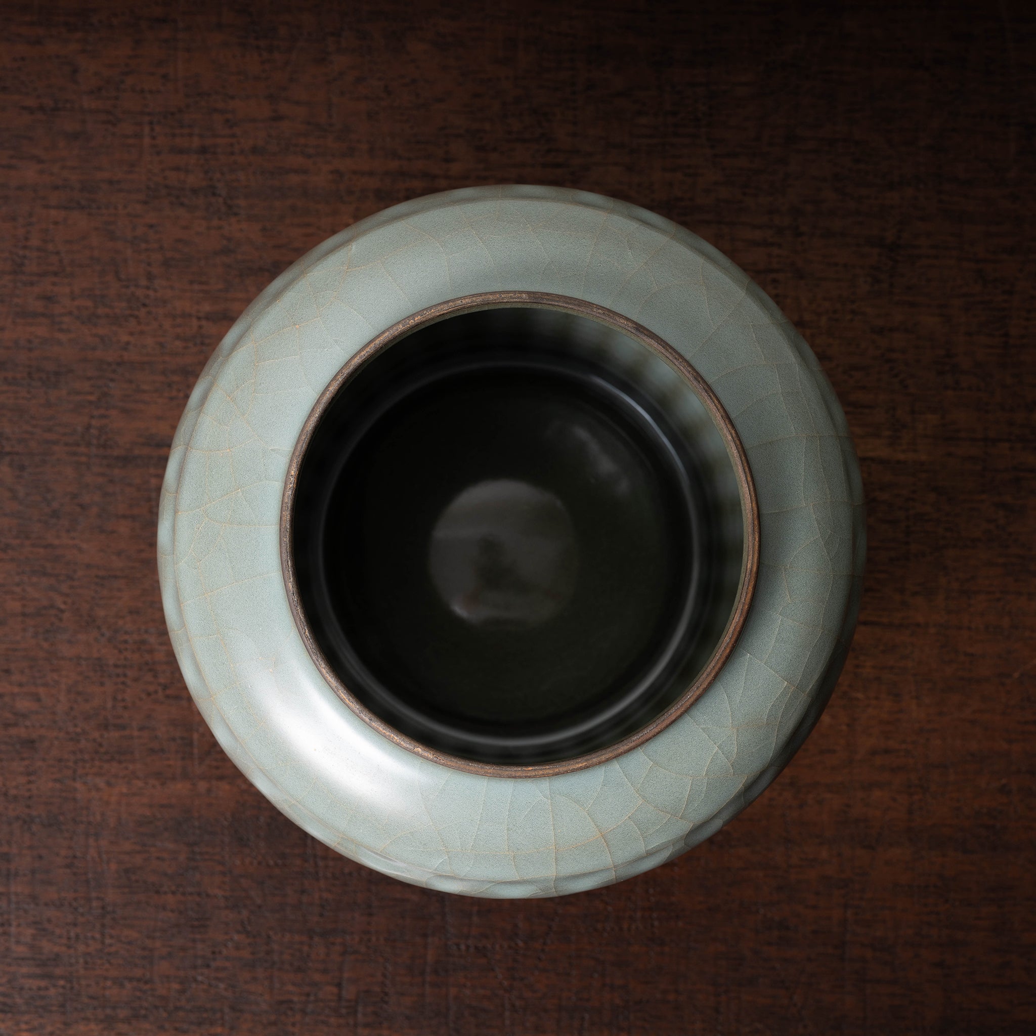 南宋官窯 青磁酒会壺（青磁棱腹盖罐） – 燦禾 SANKA