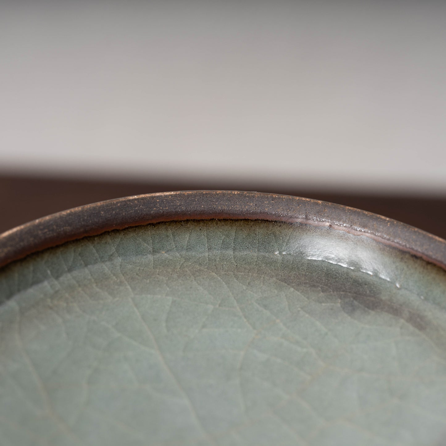 Southern Song Dynasty Celadon Wine Jar with Leaf Lid