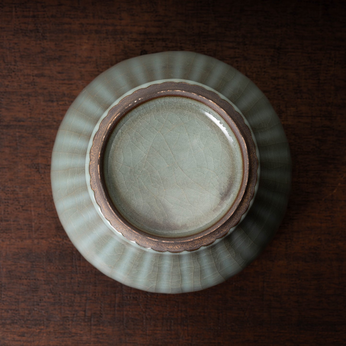 Southern Song Dynasty Celadon Wine Jar with Leaf Lid
