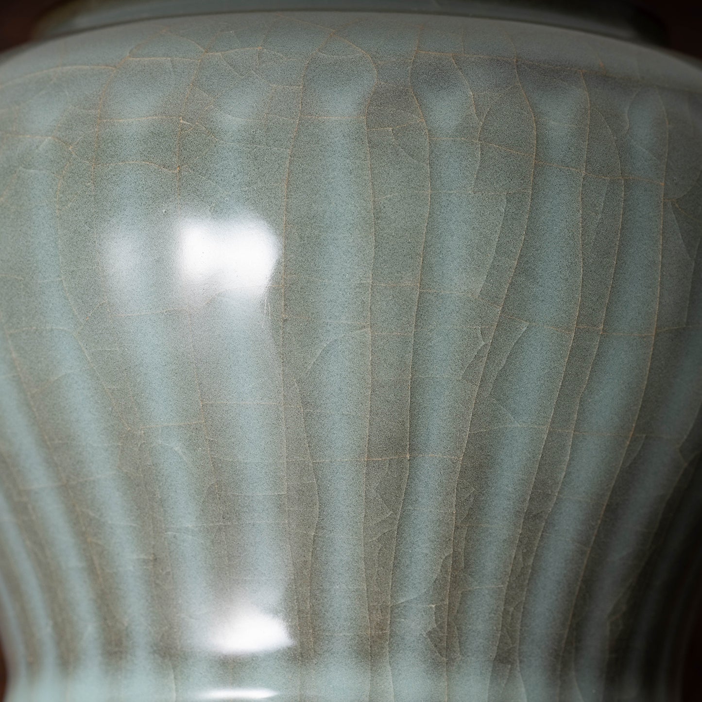Southern Song Dynasty Celadon Wine Jar with Leaf Lid