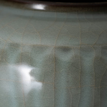 Southern Song Dynasty Celadon Wine Jar with Leaf Lid