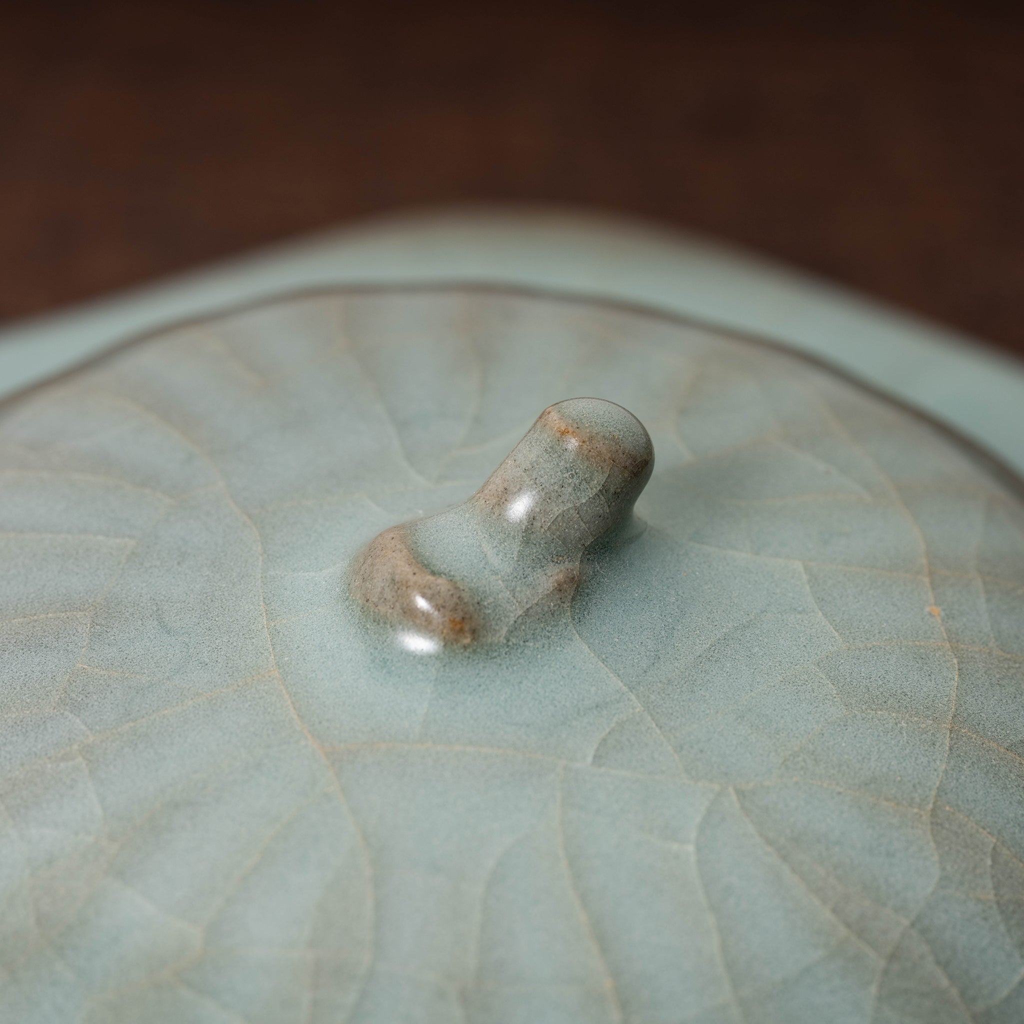 南宋官窯 青磁酒会壺（青磁棱腹盖罐） – 燦禾 SANKA