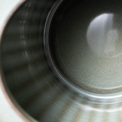 Southern Song Dynasty Celadon Wine Jar with Leaf Lid