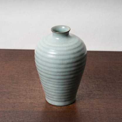 Southern Song Dynasty Celadon Meiping Bottle with String Relief Design
