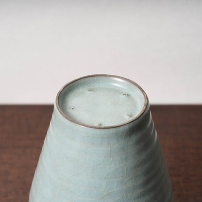 Southern Song Dynasty Celadon Meiping Bottle with String Relief Design