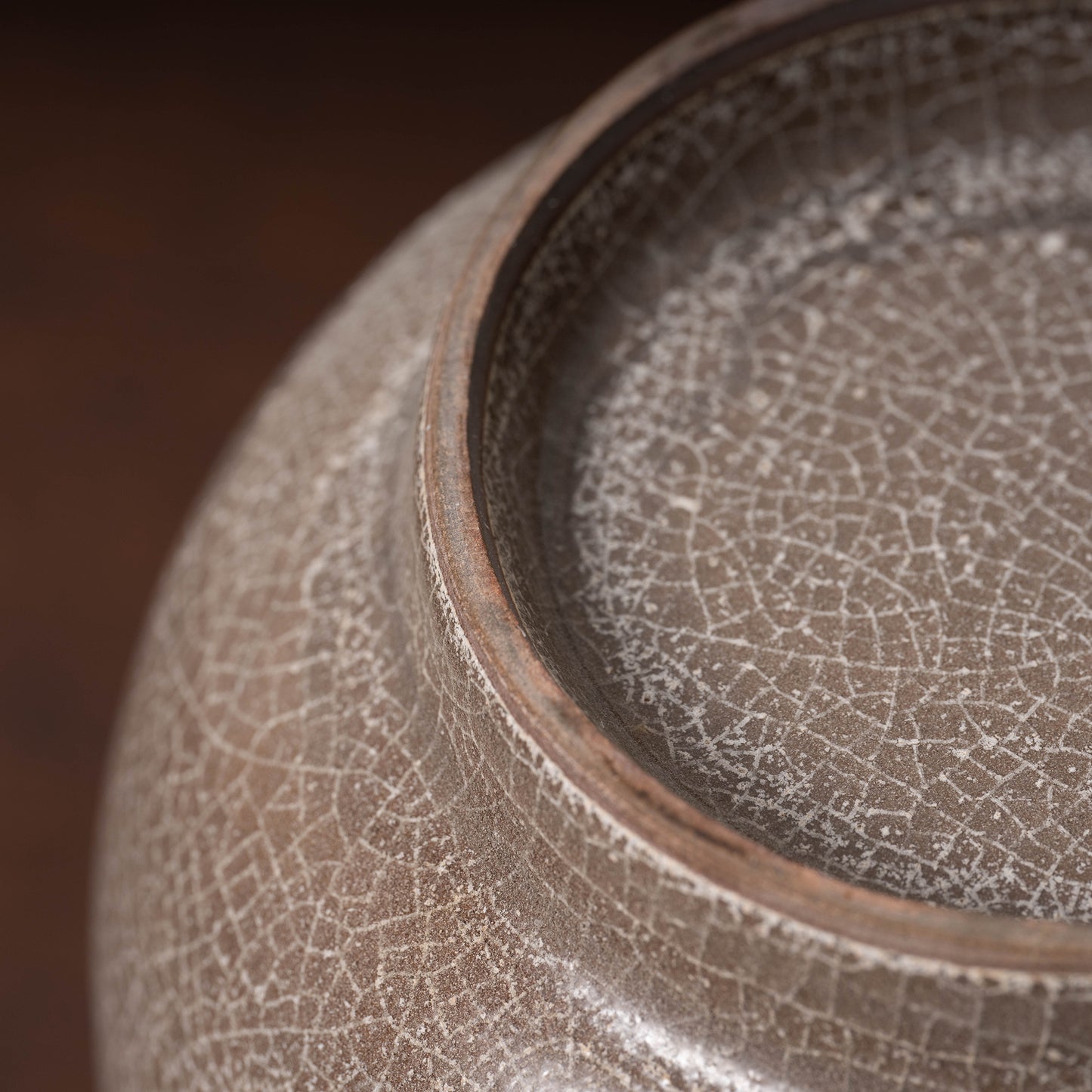 Southern Song Dynasty Ge ware Rice-colored Celadon Bottle with Two Cylinder Ears