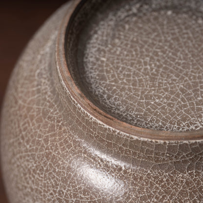 Southern Song Dynasty Ge ware Rice-colored Celadon Bottle with Two Cylinder Ears