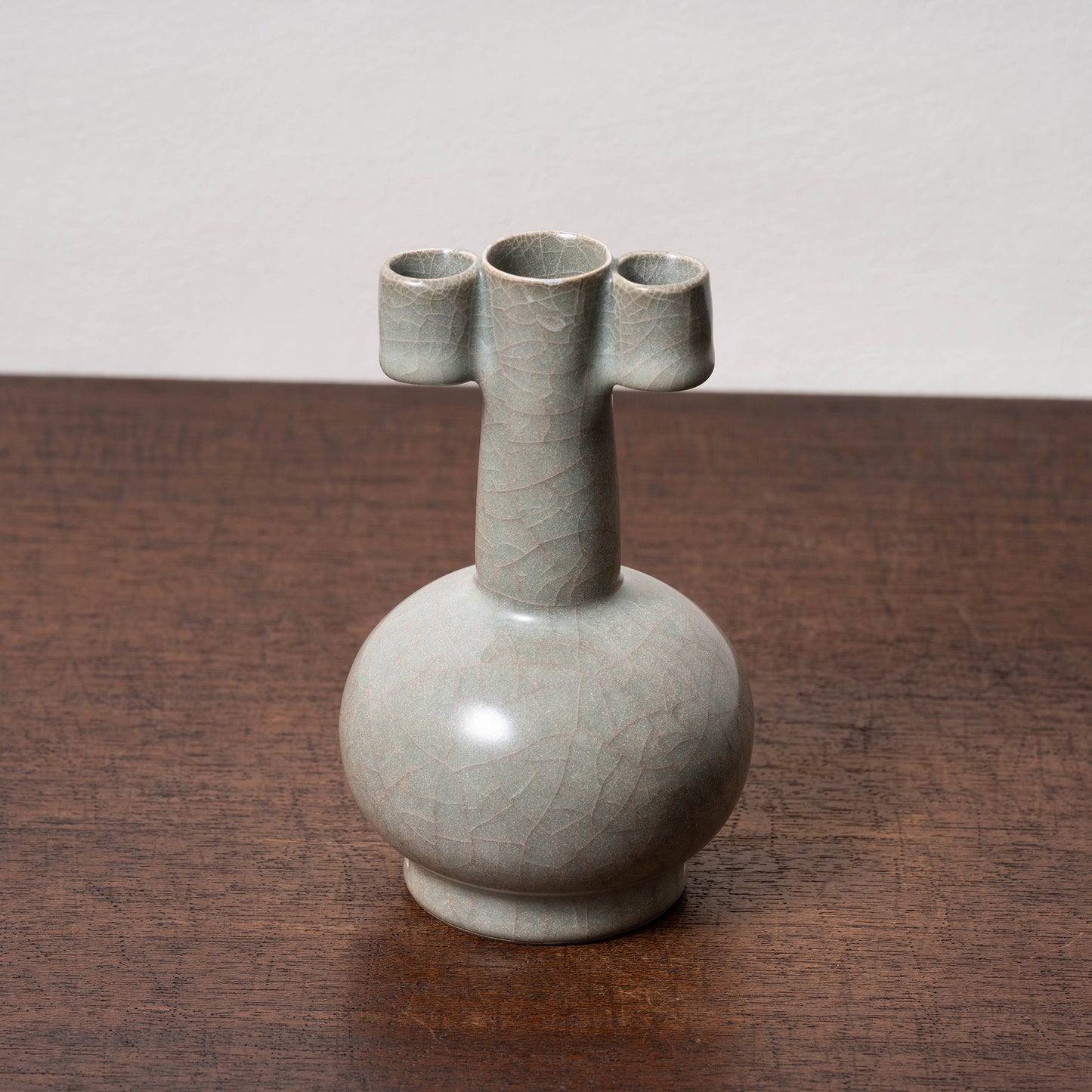 Southern Song Dynasty Guan Ware Celadon Vase with Cylindrical Handles