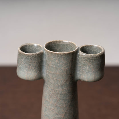 Southern Song Dynasty Guan Ware Celadon Vase with Cylindrical Handles