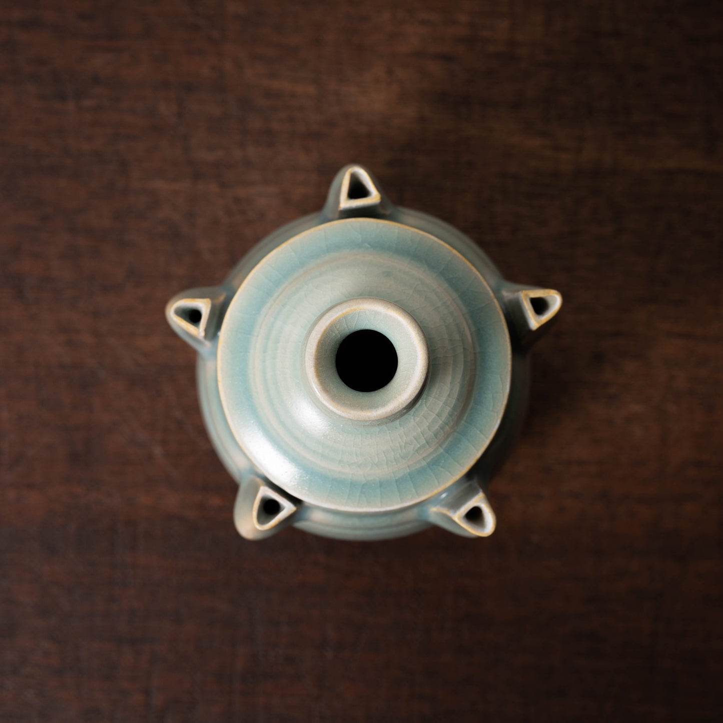 明代 龍泉窯系 青磁多嘴壺