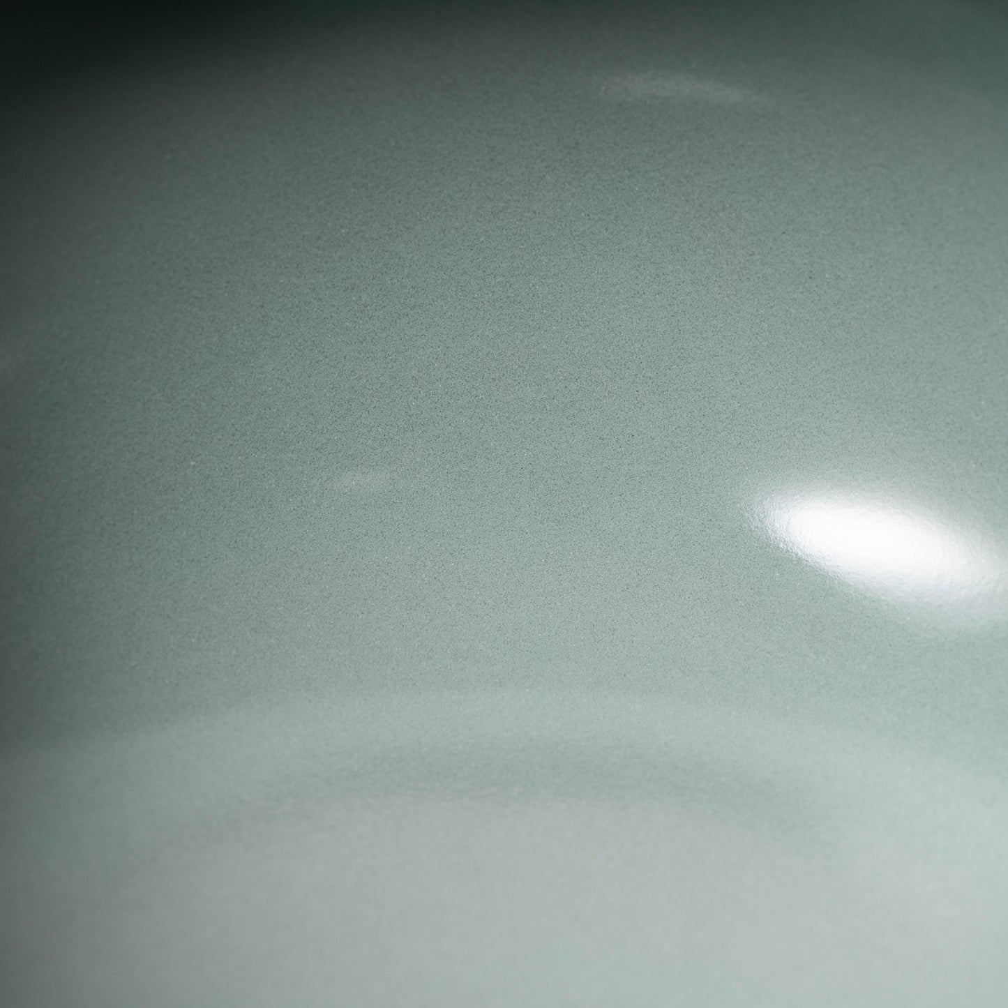 元代 龍泉窯系 青磁貼花花口碗