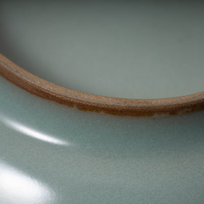 元代 龍泉窯系 青磁貼花花口碗