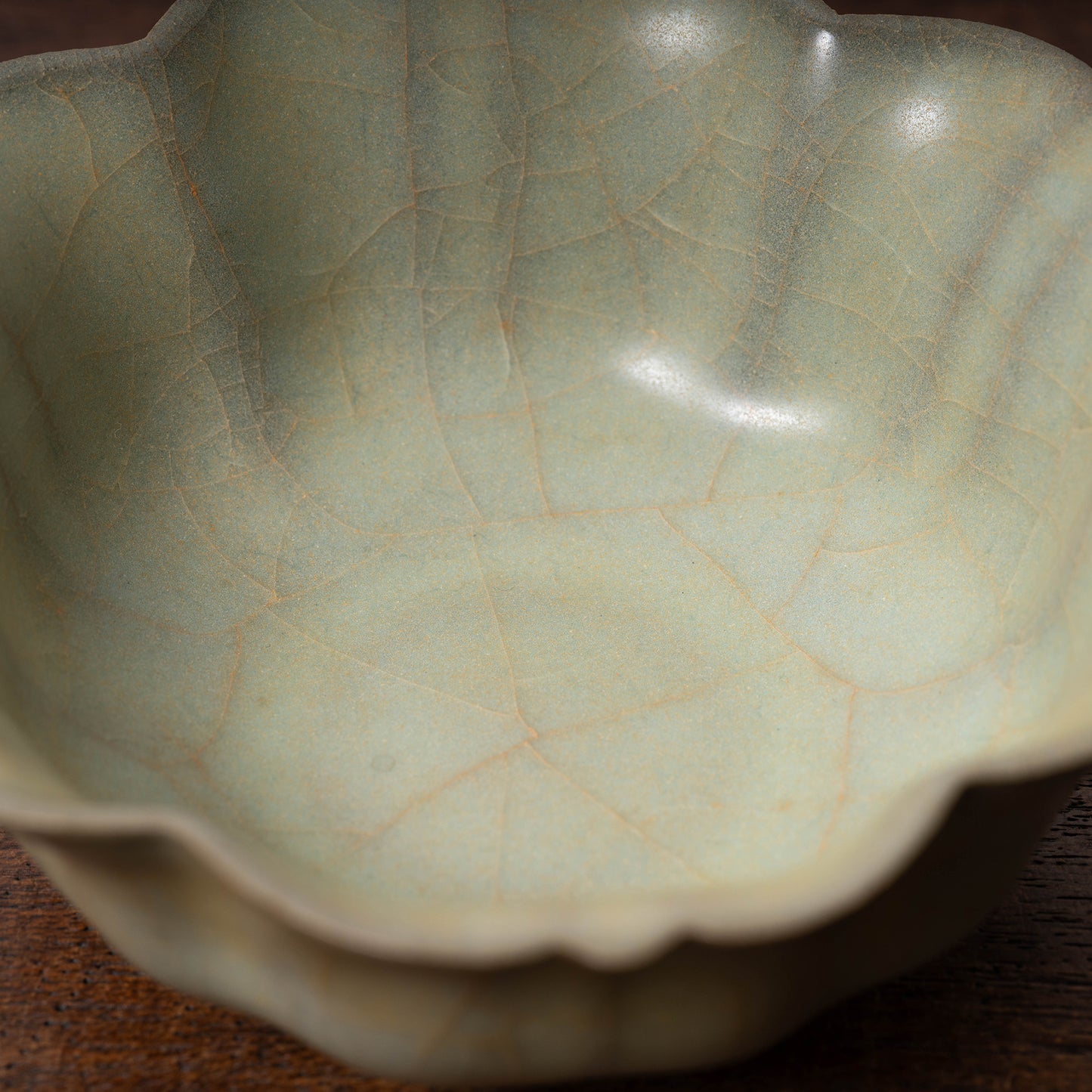 南宋官窯 青磁花口碗