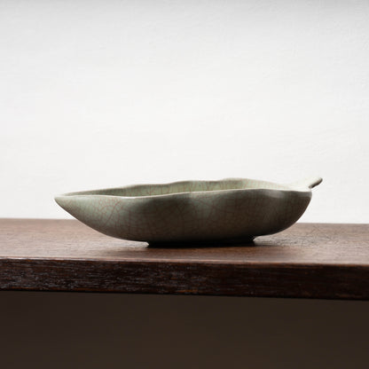 清代 哥窯豆莢形洗