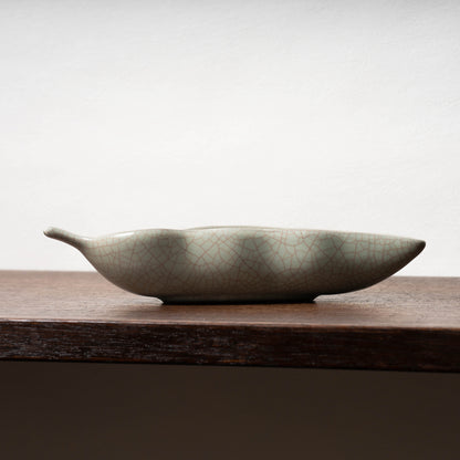 清代 哥窯豆莢形洗