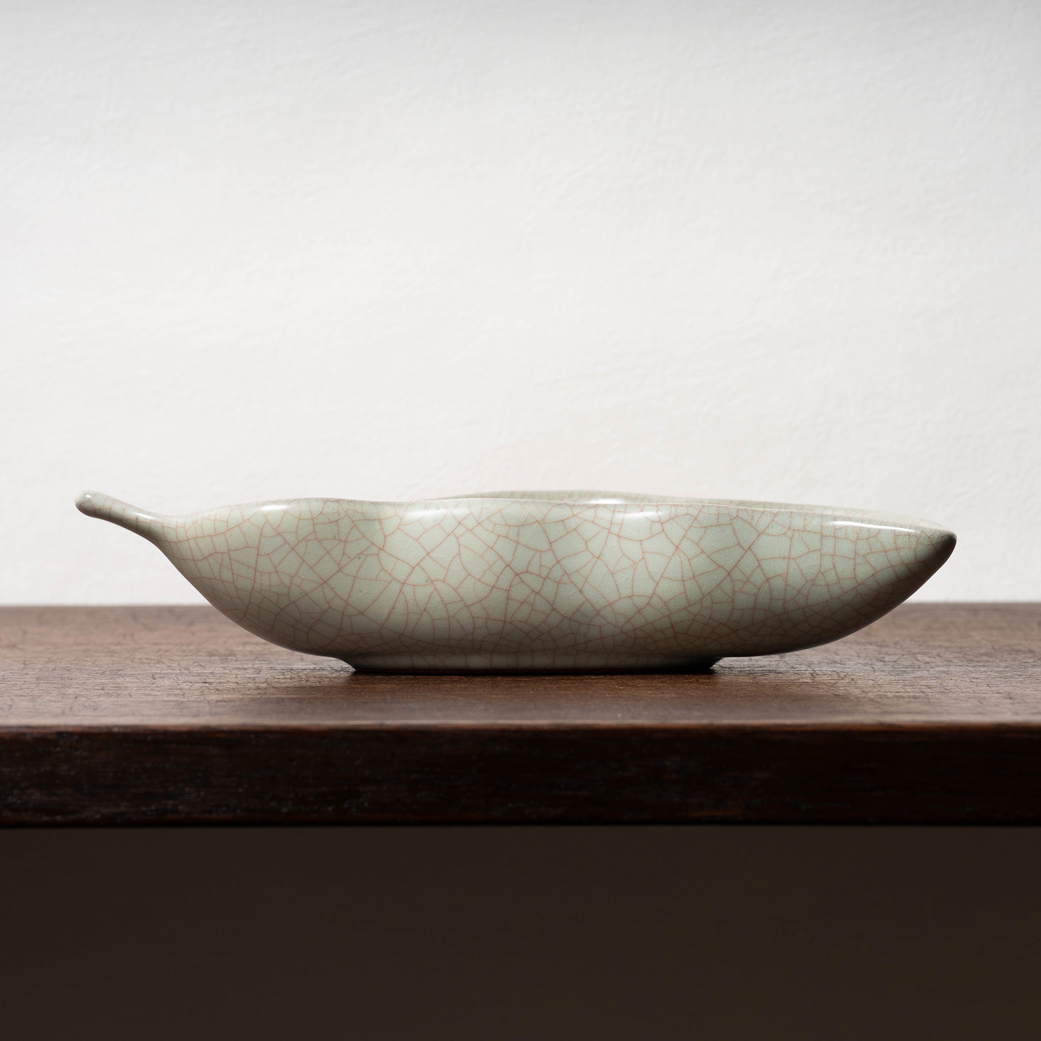 専用　中国清時代　徳化窯煎茶碗4客　口径7.8㎝　東Y6-1118☆2Fトヒコ 清代 哥窯豆莢形洗 – 燦禾 SANKA